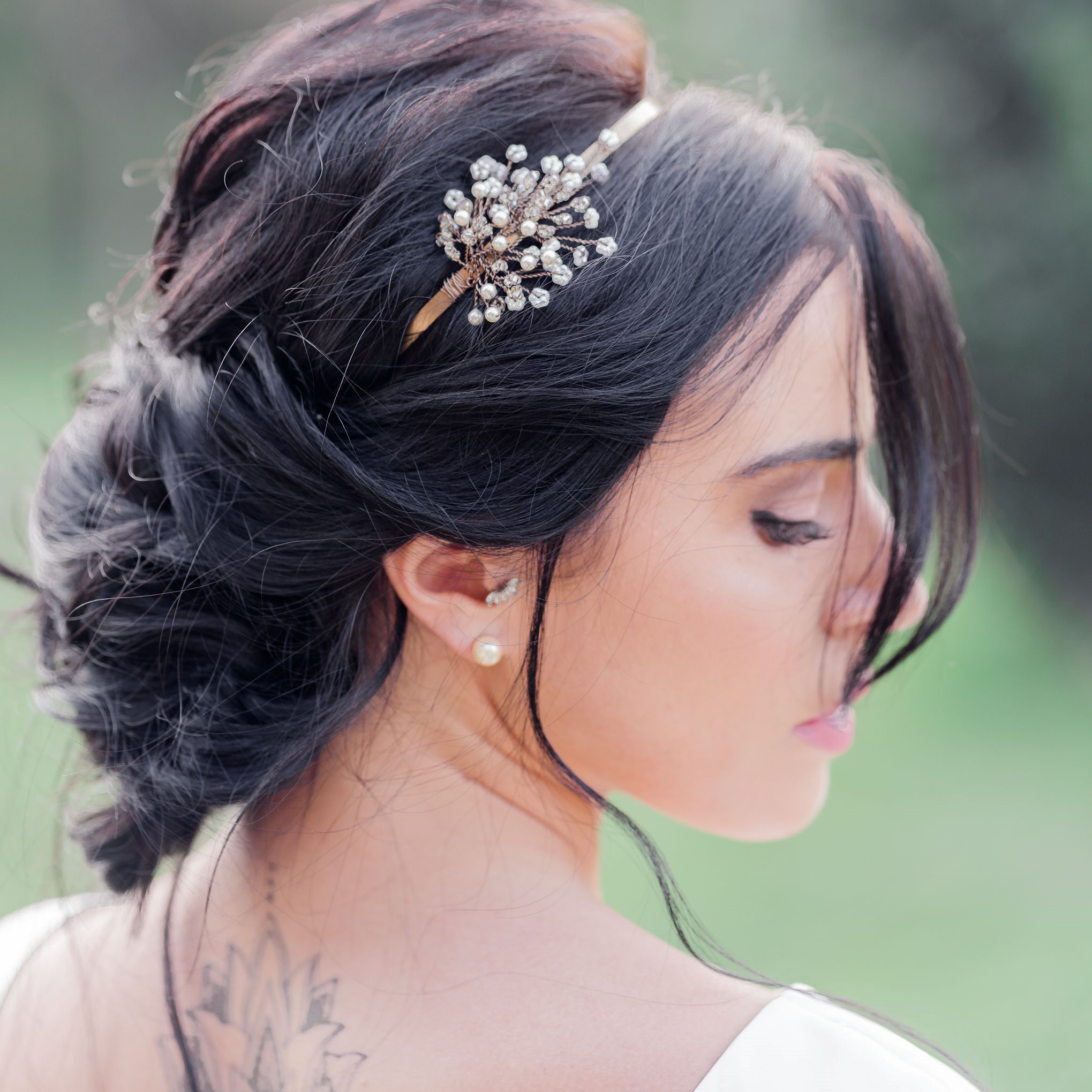 Gli accessori per la sposa con capelli corti - qualche consiglio