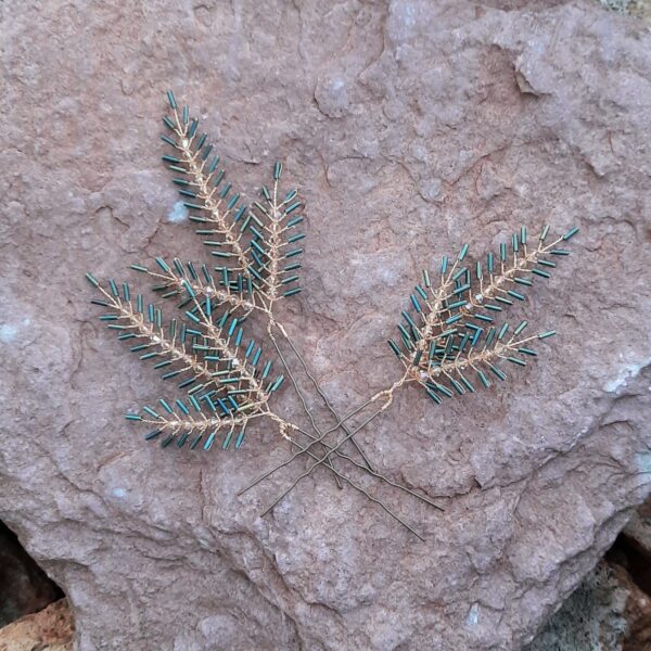 LBL_cap_040c_accessoriocapelli_hairaccessory_labottegaliventina_03 forcina felce o abete verde e oro