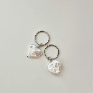 orecchini inox con perle barocche cuore