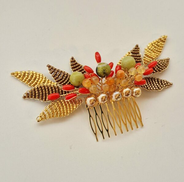 LBL_cap_100_fermaglio-oro-corallo-rosso-red-coral_and-semi-precious-stones-golden-comb.04 fermaglio corallo pietre dure