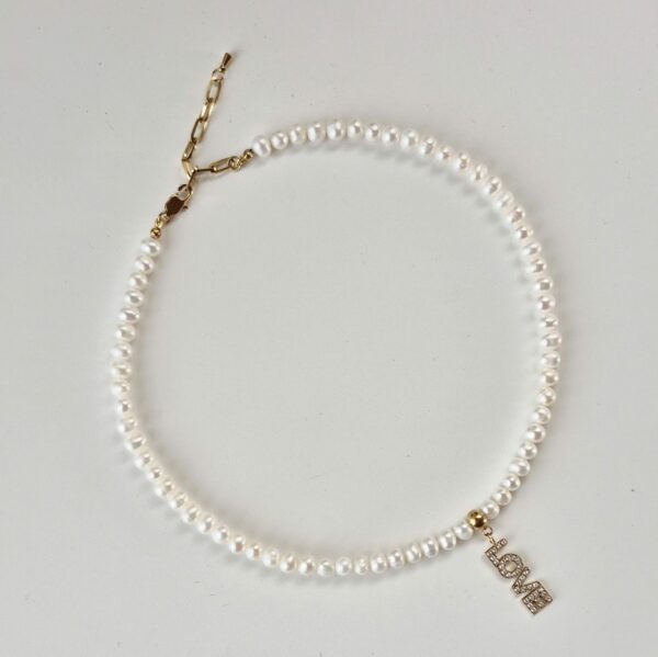 choker perle pendente love