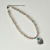 collana-agata-grigia-pendente-cuore-heart-shaped-pendant-grey-agate-necklace_01 collier agata grigia cuore