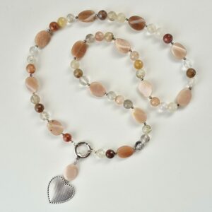 collana pietre dure cuore