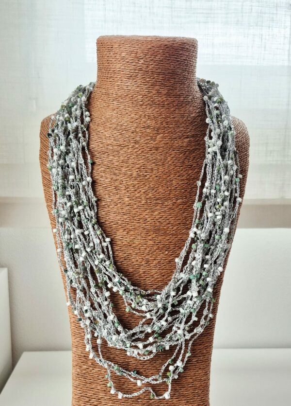 collana-multifilo-pirte-dure-e-cristalli-multi-strand-necklace-with-semiprecious-stones-and-crystals_07